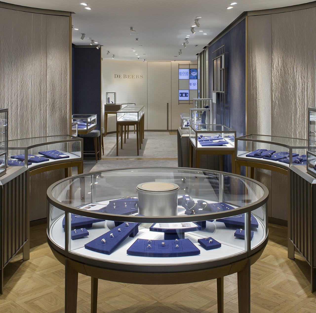 De Beers Buys Out LVMH, Now Owns All of Retail Chain - JCK