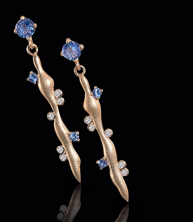 Loriann Jewelry stick shape gold earrings