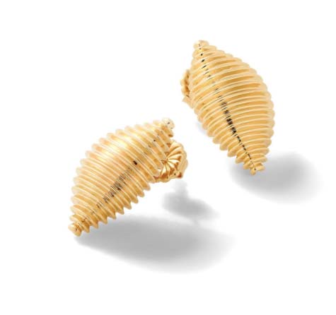 Alison Lou pasta shell earrings