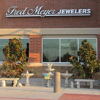 Fred Meyer Jewelers, Jewelry