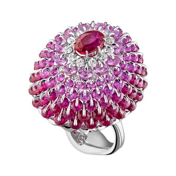 5 Stunning Pieces From the Hong Kong International