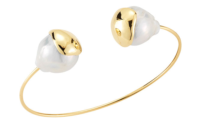 mizuki gold wire pearl bangle