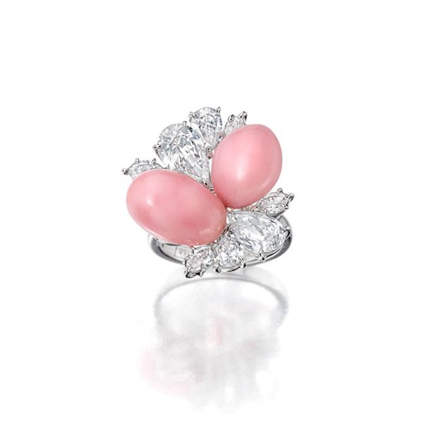 13 Conch Pearl Pieces to Tickle You Pink - JCK
