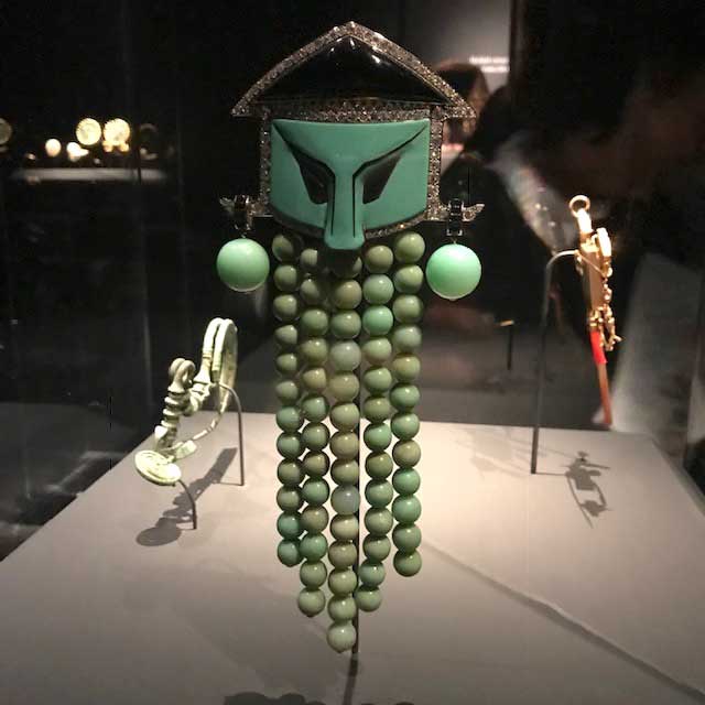 Met Jewelry Exhibit Georges Fouquet dress ornament