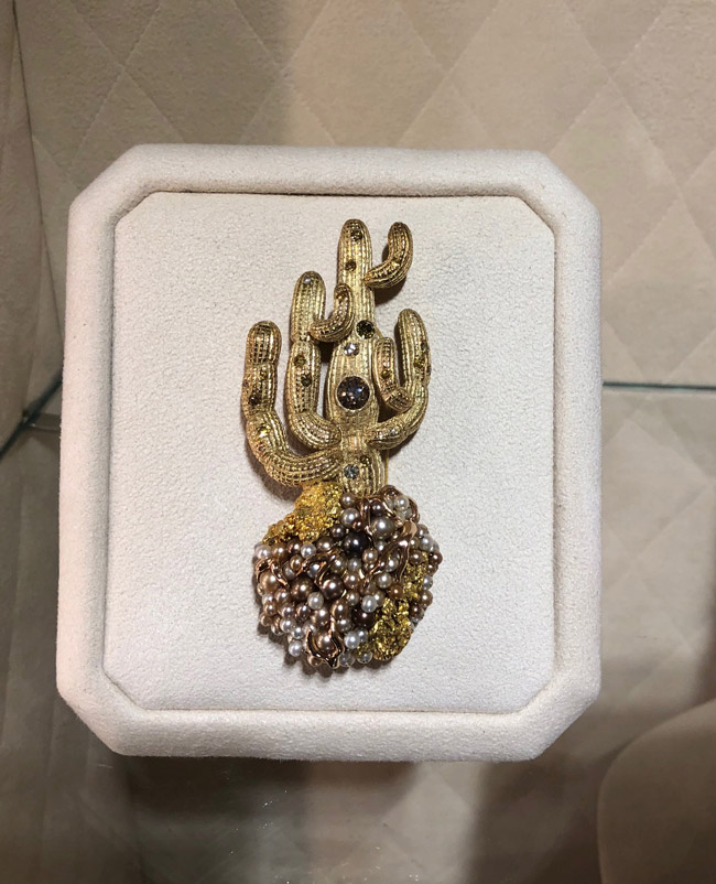 Verdura cactus brooch 