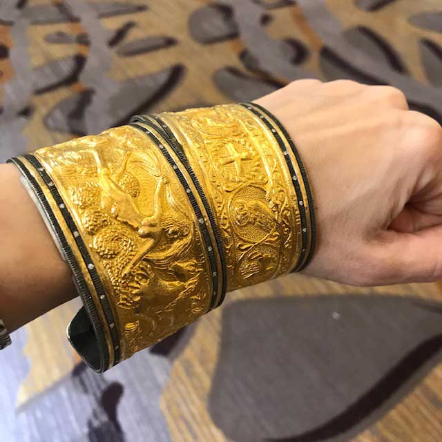 Cetinol 24k cuffs