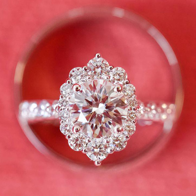 The Diamond Reserve engagement ring