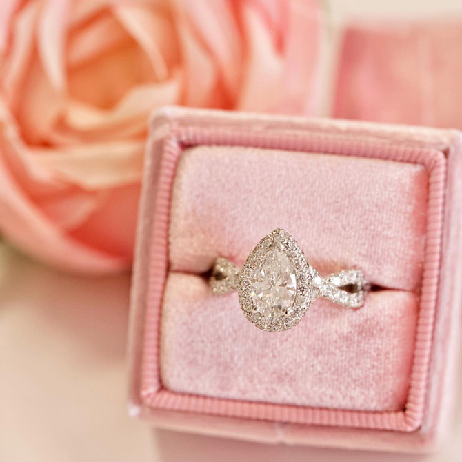 The Diamond Reserve pear diamond engagement ring
