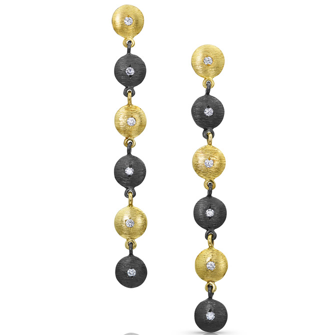 Kaali Designs two-tone line earrings