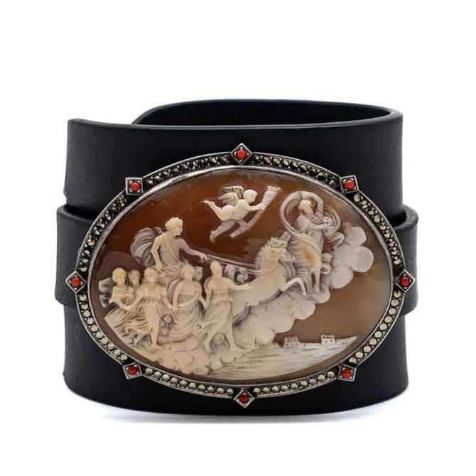 Anna Porcu cuff with antique shell cameo in leather