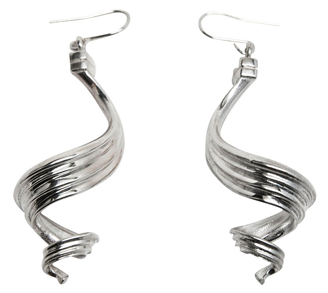queenie cao silver squiggle earrings