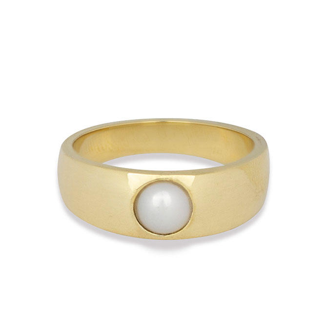 Maya Brenner Sarah Hendler pearl ring