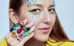 Liza Urla in Oscar Heyman jewels