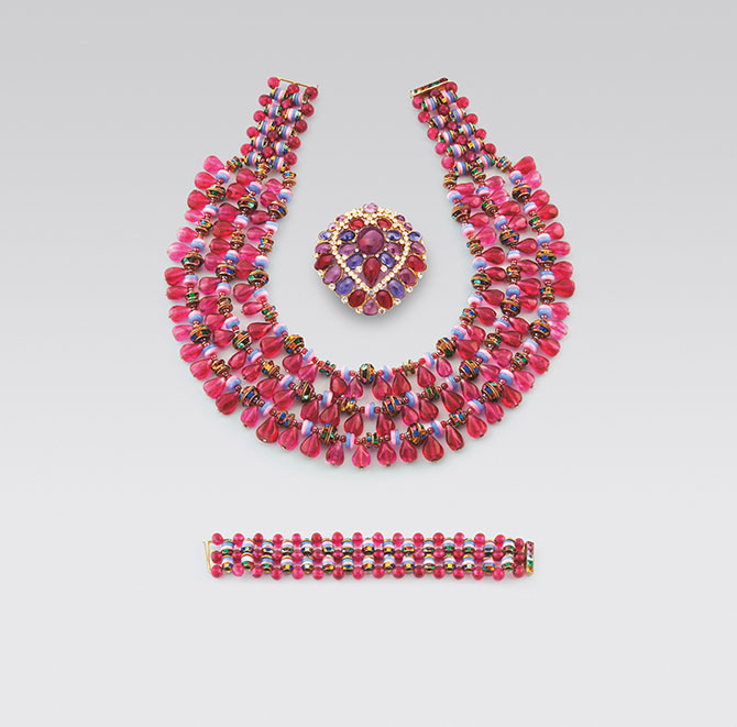 Hot pink glass dior necklace bracelet Chanel brooch