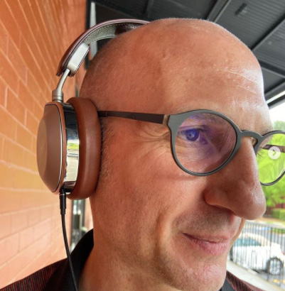 Harris Botnick headsphones