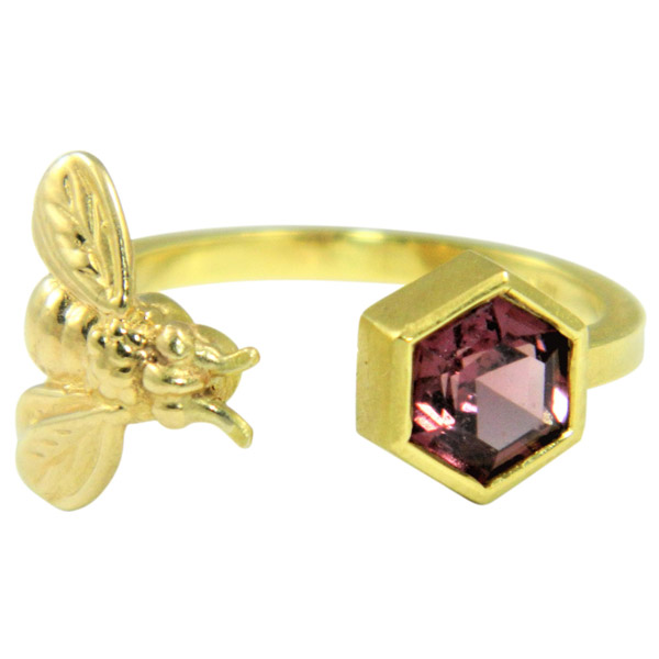 Alison Nagasue bee ring