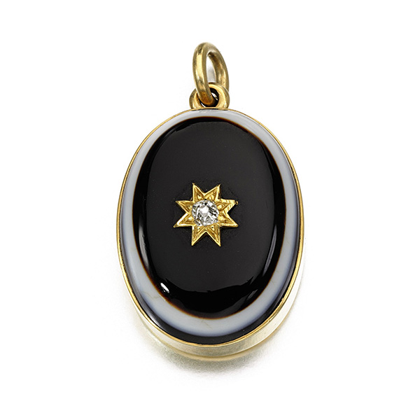 Sothebys Mountbatten oval banded agate with diamond locket