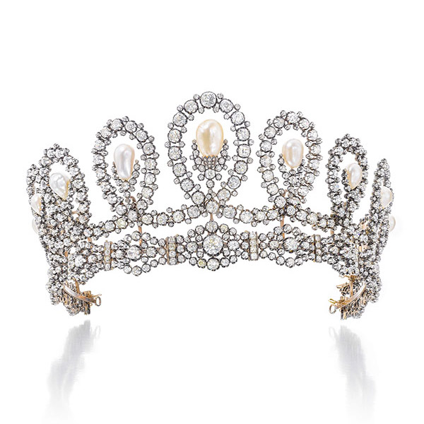 Love This Antique Tiara? Go Ahead—Try It On (I Did!) - JCK