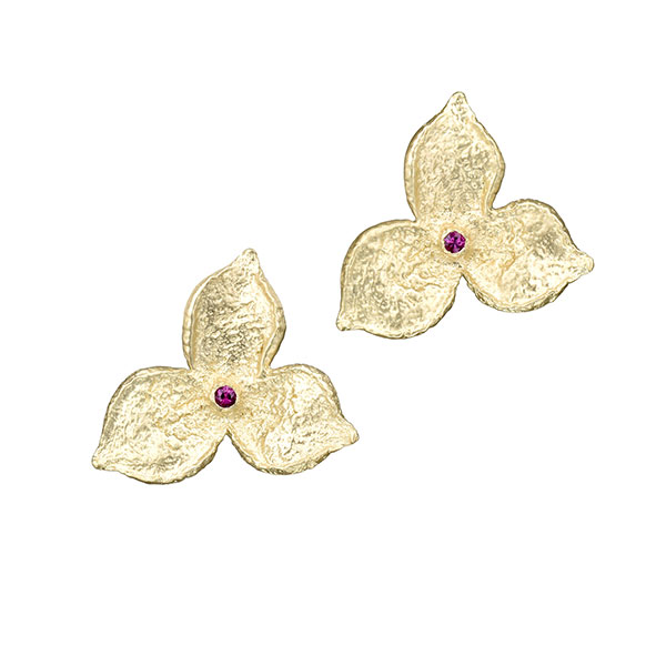 Sandrine B. Jewelry Fairmined gold earrings