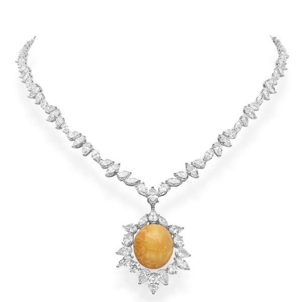 Mikimoto melo pearl necklace