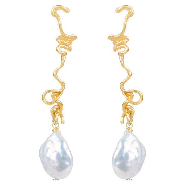 Deborah Blyth Hebe pearl earrings