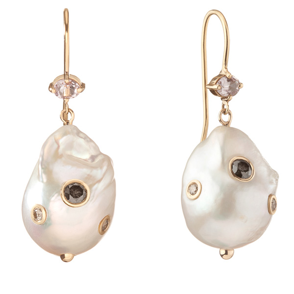 Hi June Jackie petal pearl earrings