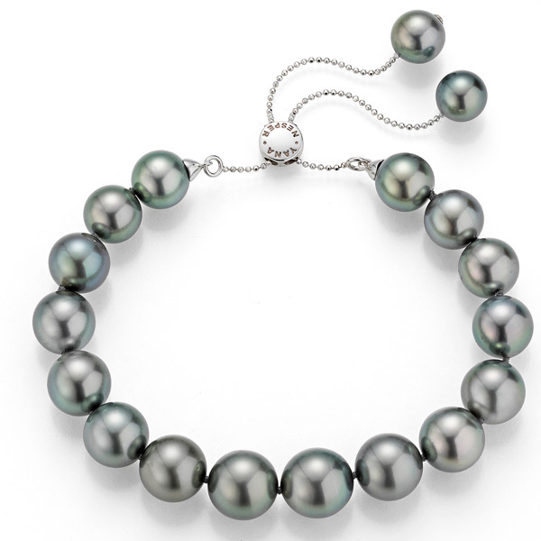 Yana Nesper black pearl bracelet