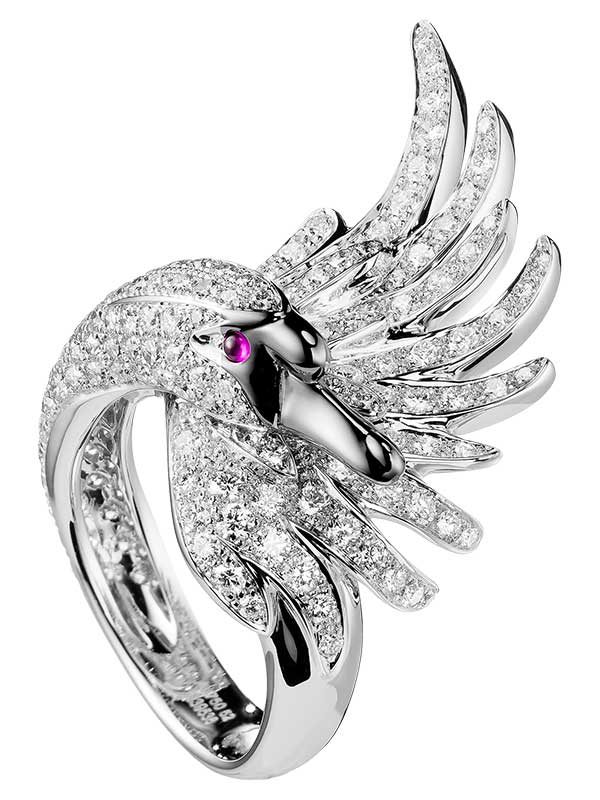Boucheron Cypris swan ring