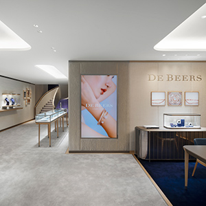 De Beers Opens New Flagship Store In London – JCK