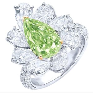 Emilio green diamond ring