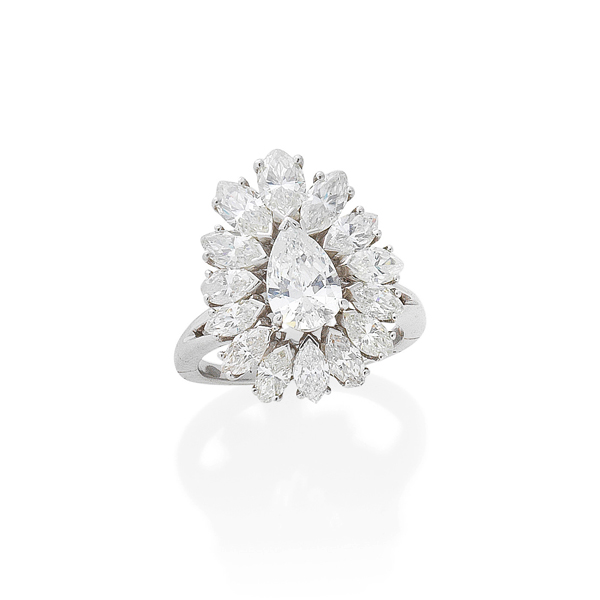 Joan Collins diamond ring