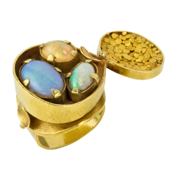 gold with opals