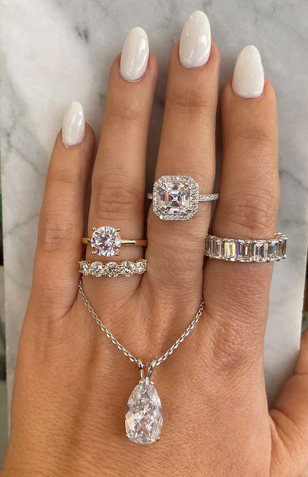 Hurdle's Jewelry diamond rings