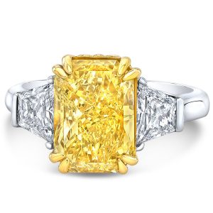 Ninacci yellow diamond ring