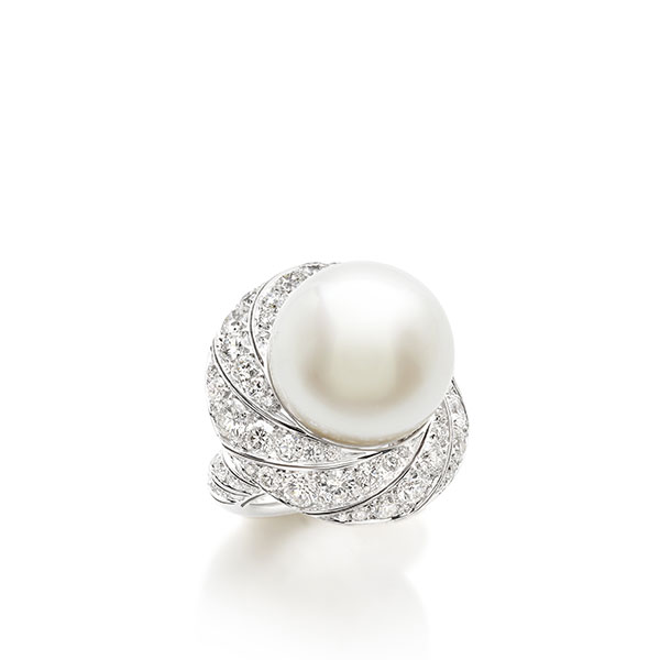 Picchiotti pearl ring