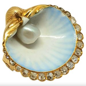 1stDibs pearl brooch