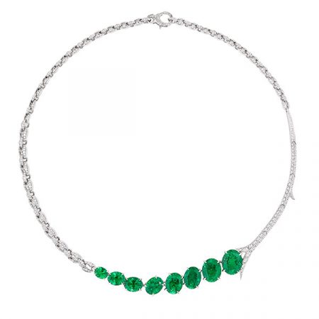 Stephen Webster Creates Capsule of Emerald Designs Inspired by 'That ...