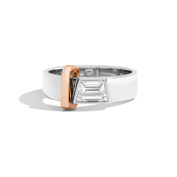 Joon trapezoid cut platinum gold band