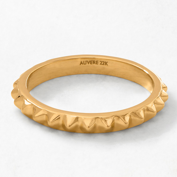 Auvere motorcycle ring