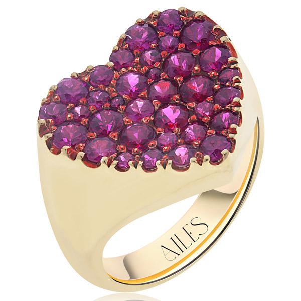 Ailes ruby heart ring