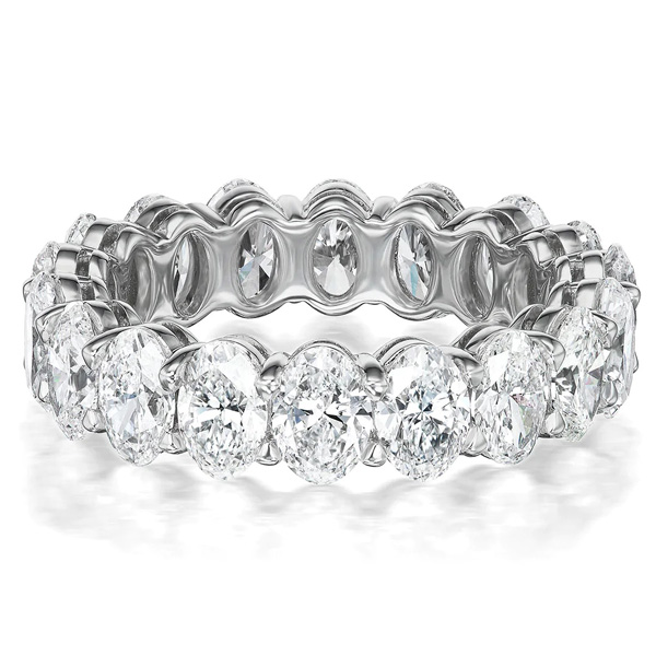 G St oval eternity band