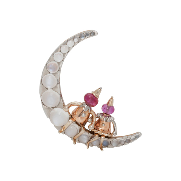 Hindman crescent brooch