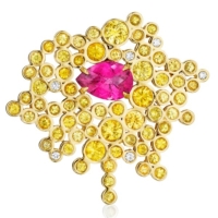Brooches Are Again—18 of the Newest to Pin On – JCK