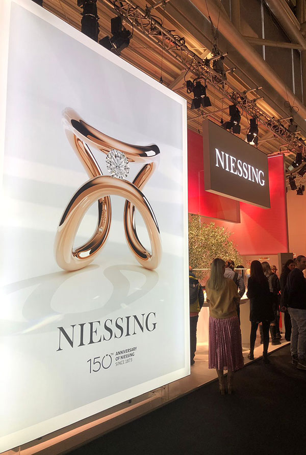 Niessing booth