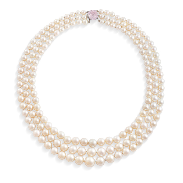 Harry Winston pearl necklace