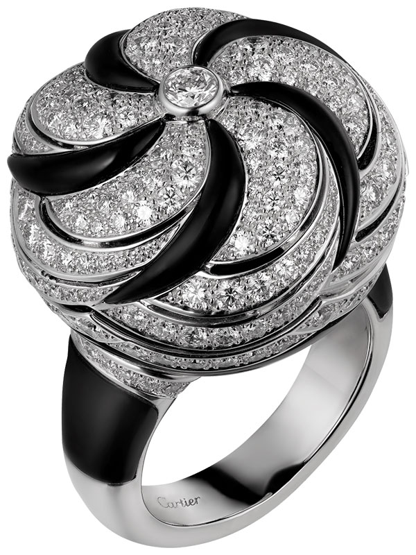 Etourdissant Cartier high jewelry diamond onyx ring