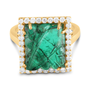 Tresor carved emerald ring