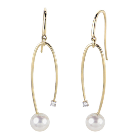 The Casual Elegance of Pearls Paired With Yellow Gold – JCK