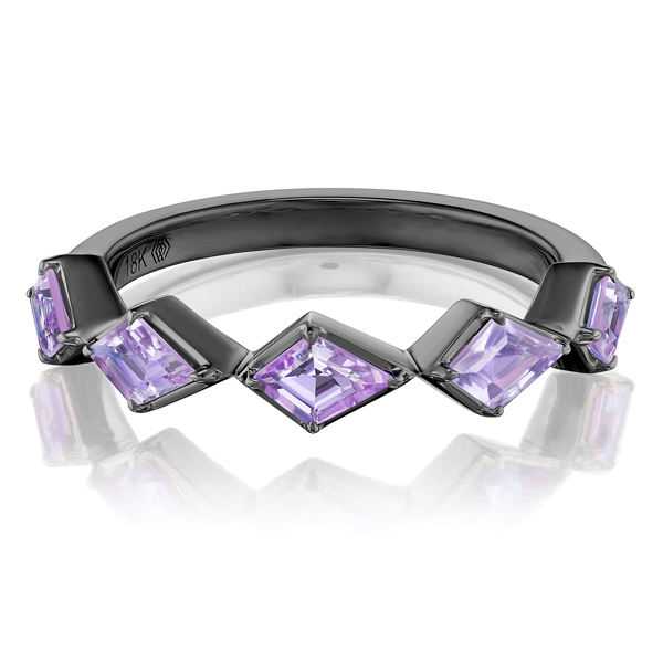 Serpentine purple sapphire kite ring