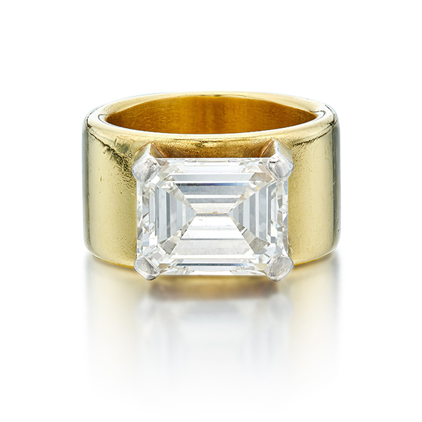 Mary Tyler Moore diamond ring